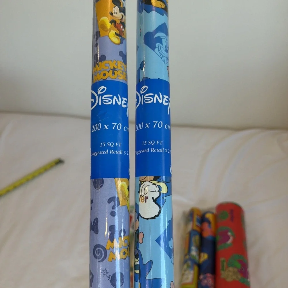 Vintage‎ Mickey Mouse Pluto Barney Sesame Street Frosty The Snowman And Others